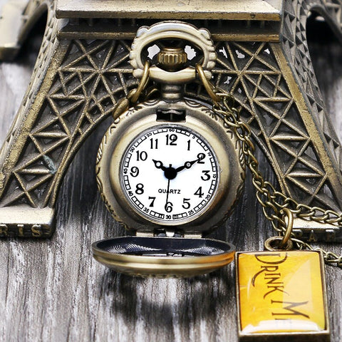 MONTRE A GOUSSET,8--Montre de poche à Quartz, série Alice au pays des MONTRE A GOUSSET,8--Montre de poche à Quartz, série Alice au pays des